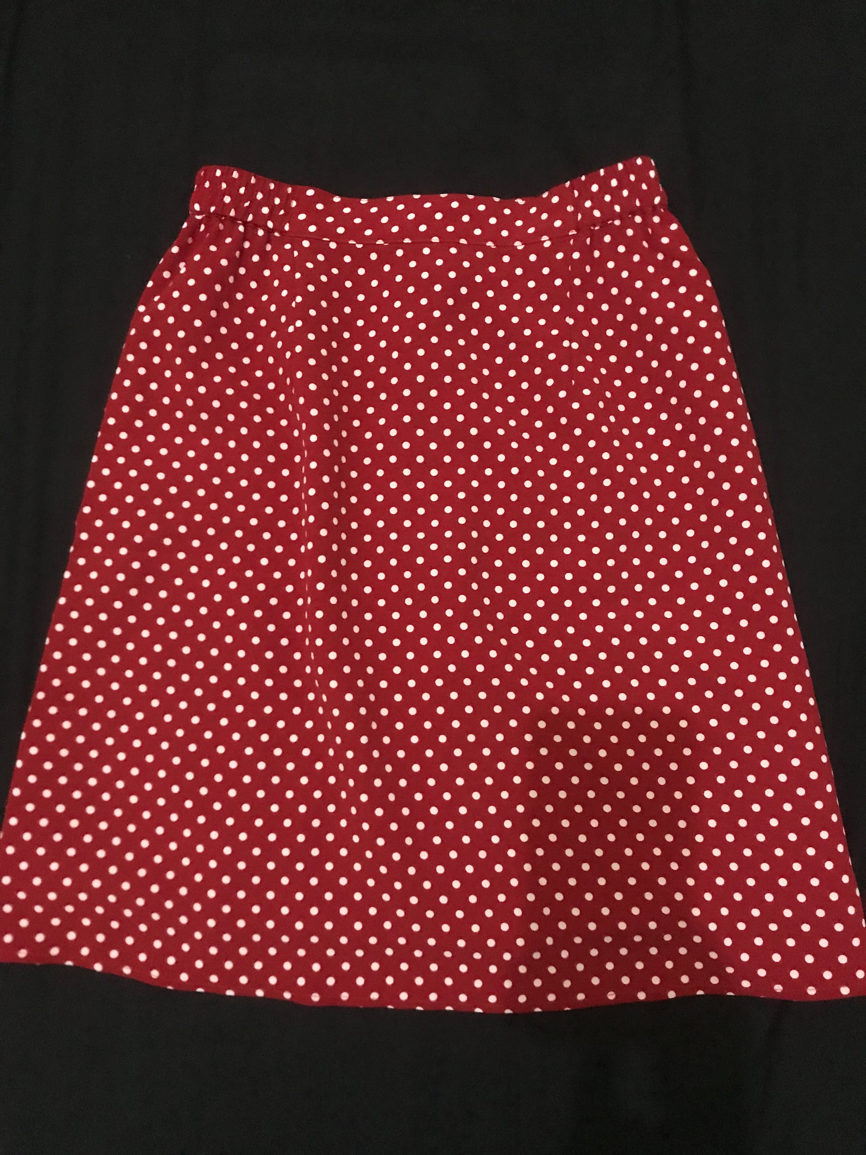 kisakuyy (a1) - ROK PENDEK MOTIF POLKADOT MERAH